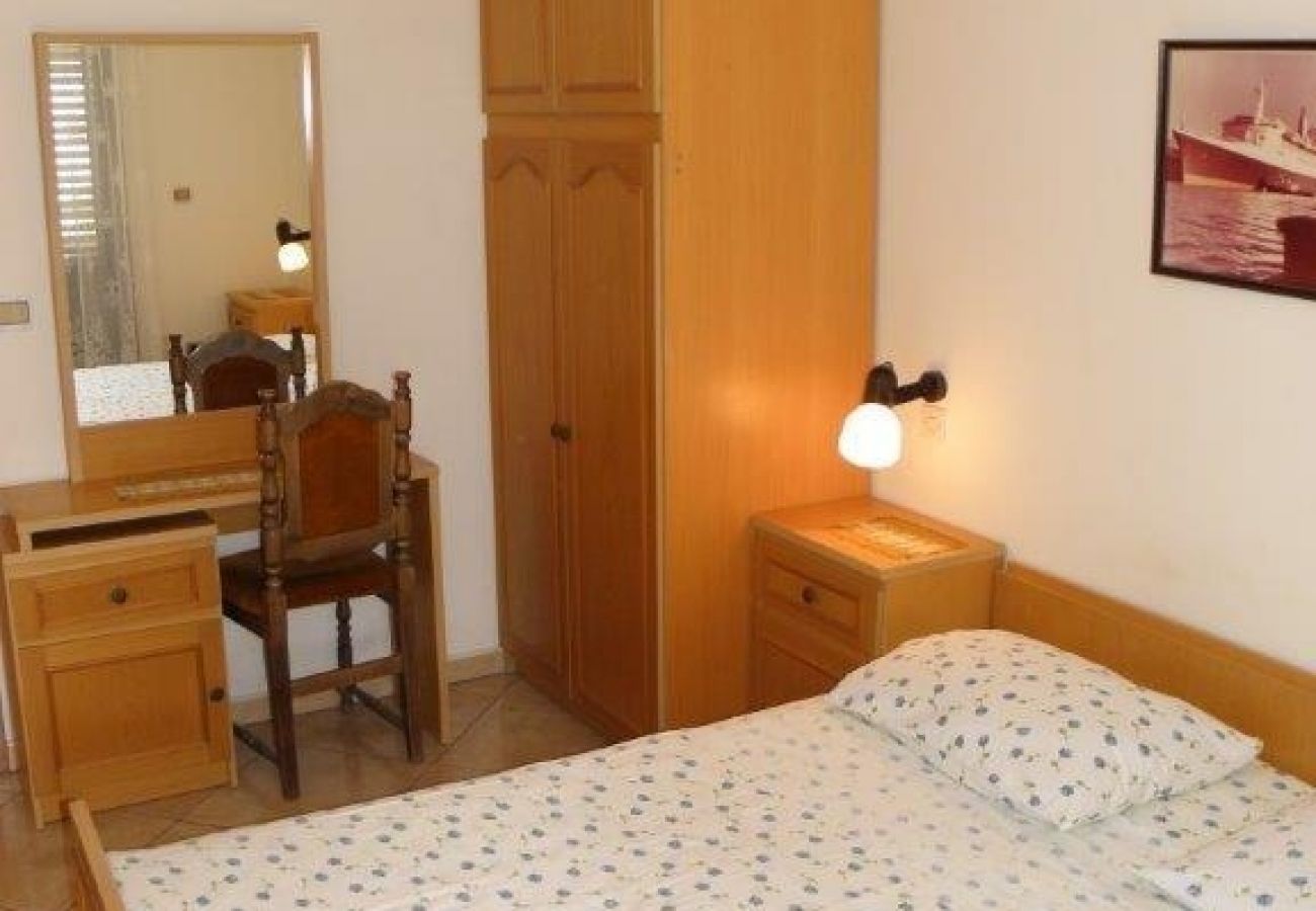 Appartement à Orebic - Appartement dans Orebić avec vue mer, terrasse, Climatisation, WIFI (4669-2)