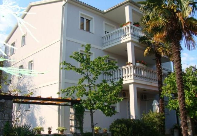 Studio à Icici - Appartement Studio dans Ičići avec Climatisation, WIFI (4674-2) Studio à Icici - Appartement Studio dans Ičići avec Climatisation, WIFI (4674-2)