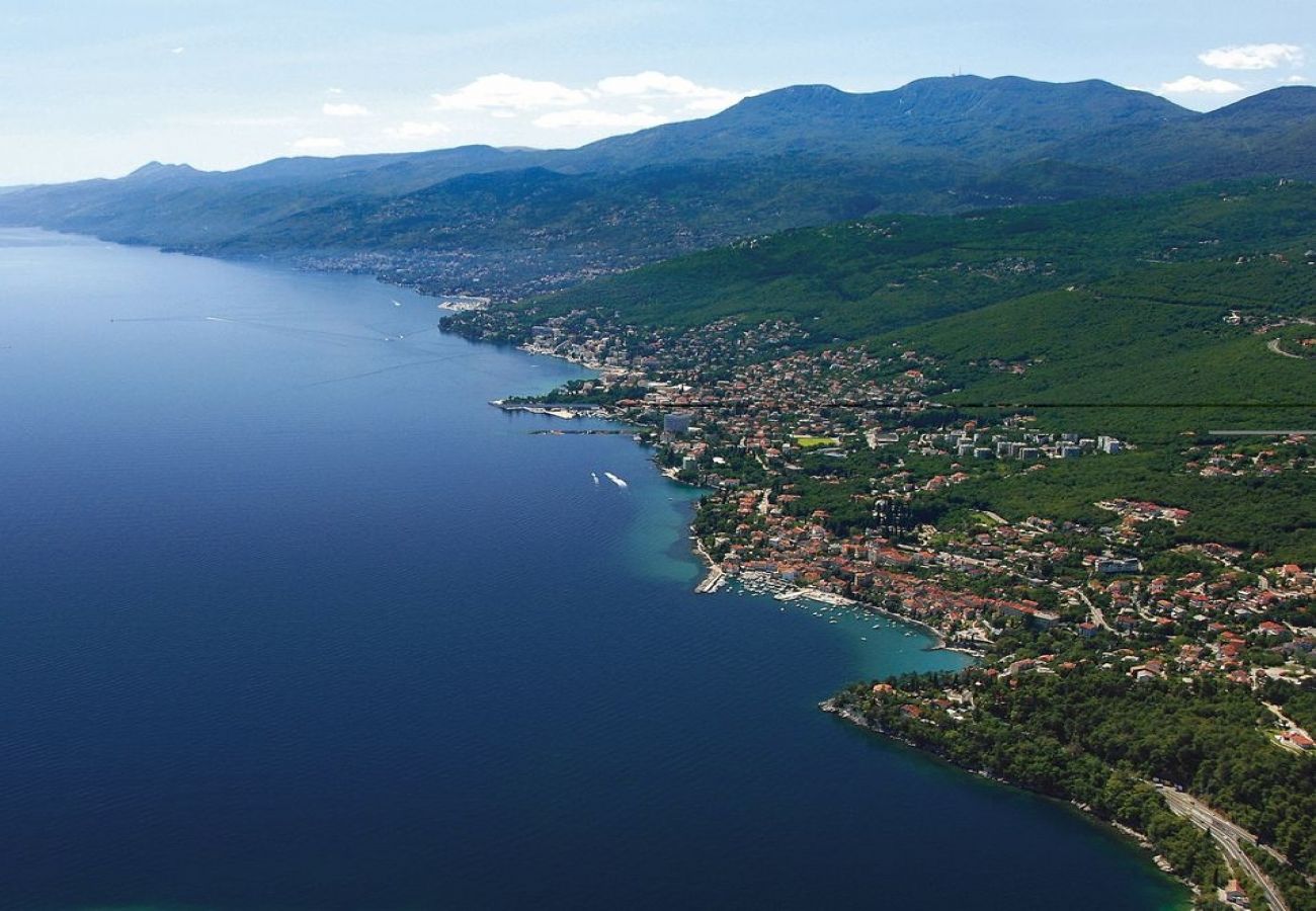 Maison à Icici - Maison de vacances dans Ičići avec vue mer, Balcon, Climatisation, WIFI (4683-1)