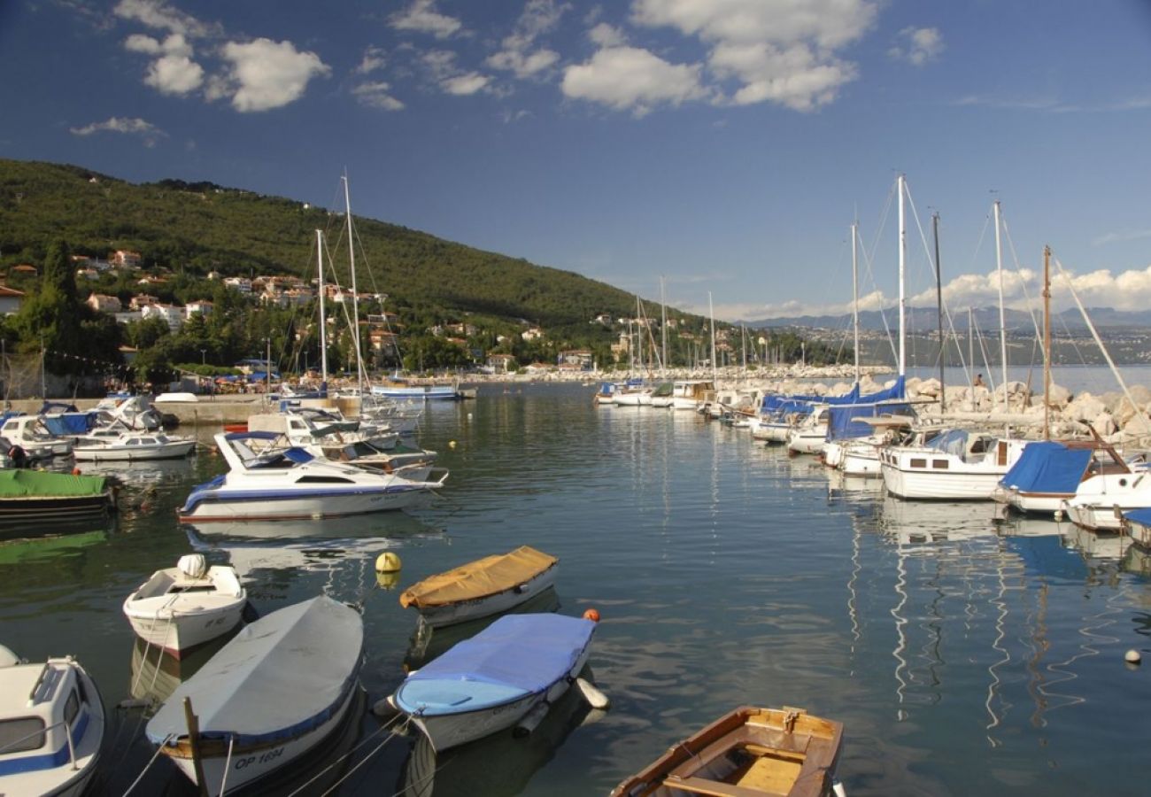 Maison à Icici - Maison de vacances dans Ičići avec vue mer, Balcon, Climatisation, WIFI (4683-1)