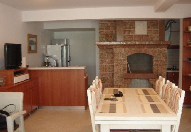 Maison à Betina - Maison de vacances dans Betina avec vue mer, terrasse, Climatisation, WIFI (4671-1) Maison à Betina - Maison de vacances dans Betina avec vue mer, terrasse, Climatisation, WIFI (4671-1)