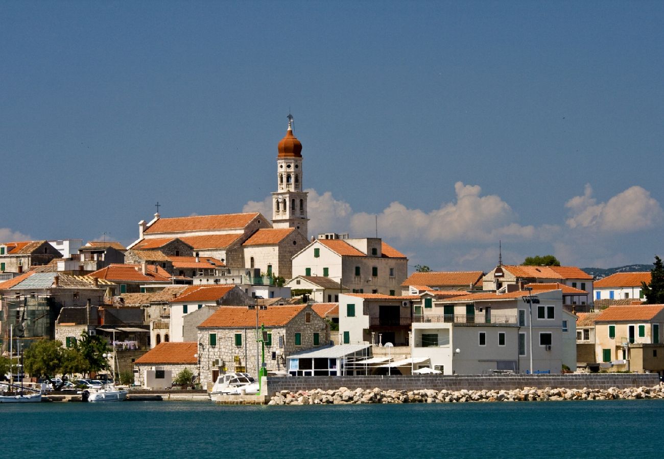 Maison à Betina - Maison de vacances dans Betina avec vue mer, terrasse, Climatisation, WIFI (4671-1)