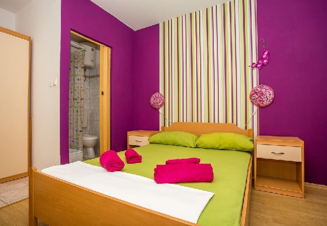 Appartement à Njivice - Appartement dans Njivice avec vue mer, Balcon, Climatisation, WIFI (4687-2) Appartement à Njivice - Appartement dans Njivice avec vue mer, Balcon, Climatisation, WIFI (4687-2)