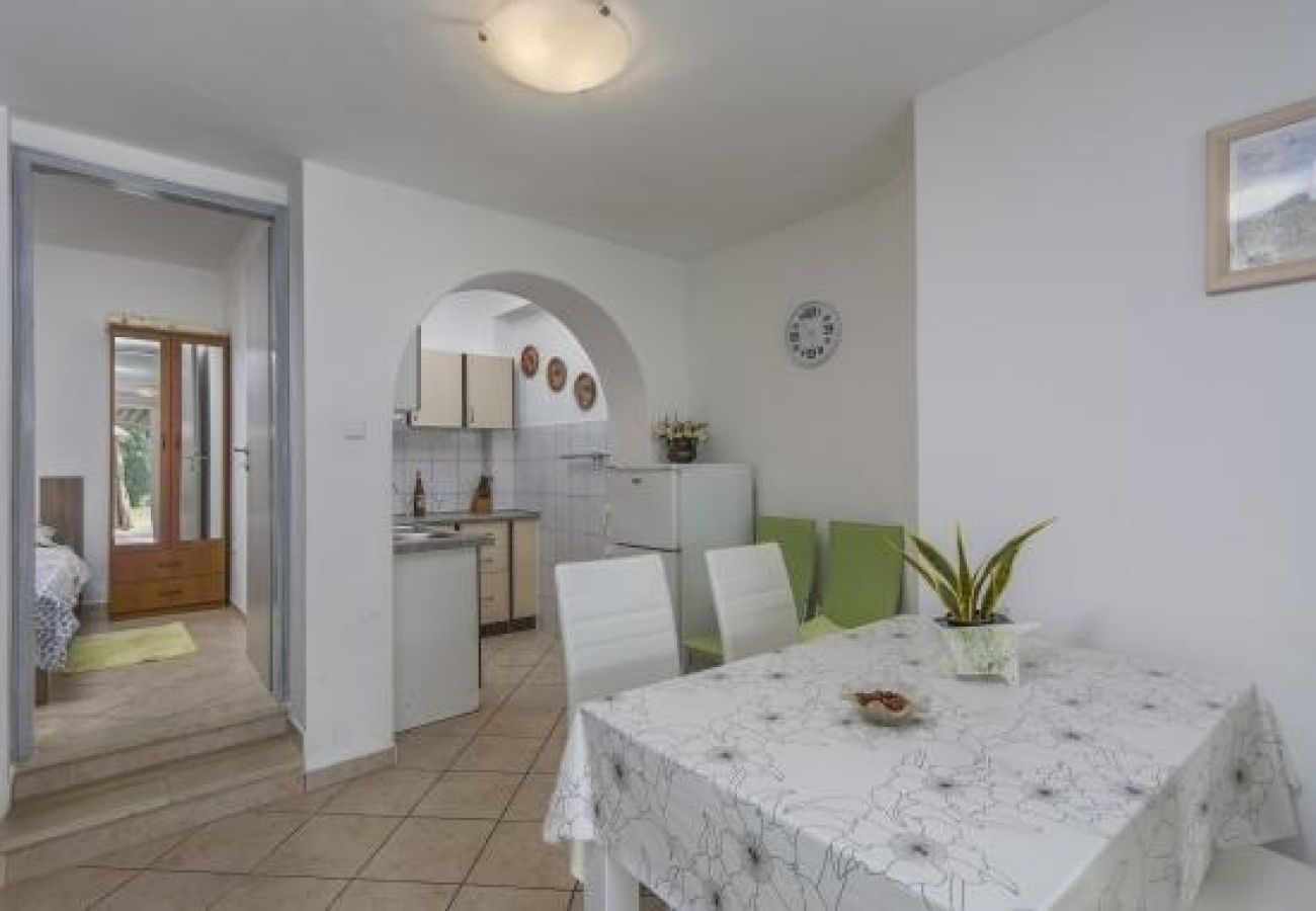 Appartement à Rovinj - Appartement dans Rovinj avec terrasse, Climatisation, WIFI, Machine à laver (4686-1)