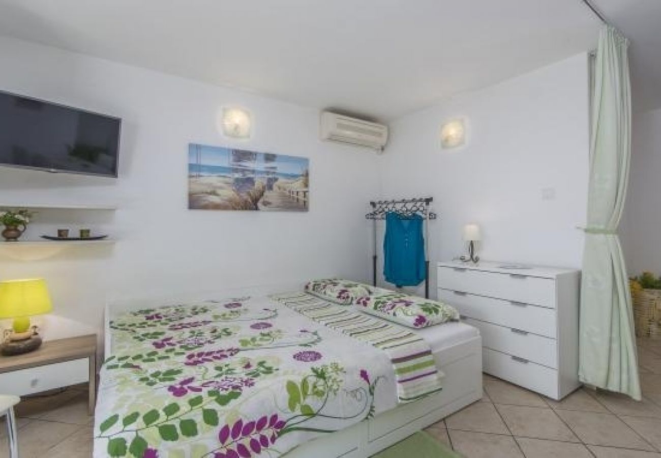 Appartement à Rovinj - Appartement dans Rovinj avec terrasse, Climatisation, WIFI, Machine à laver (4686-1)