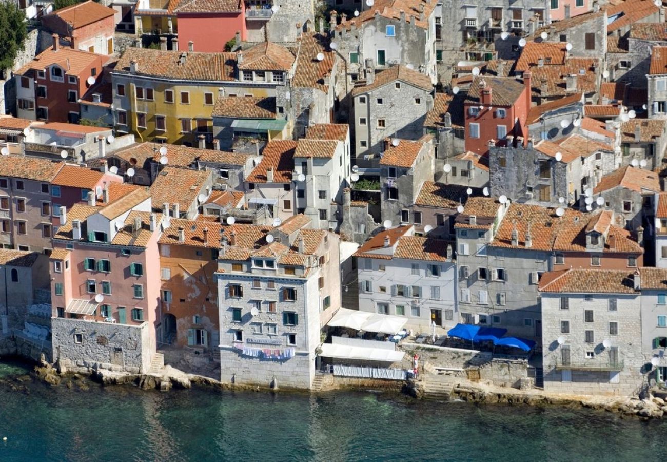 Studio à Rovinj - Appartement Studio dans Rovinj avec vue mer, terrasse, Climatisation, WIFI (4686-6)