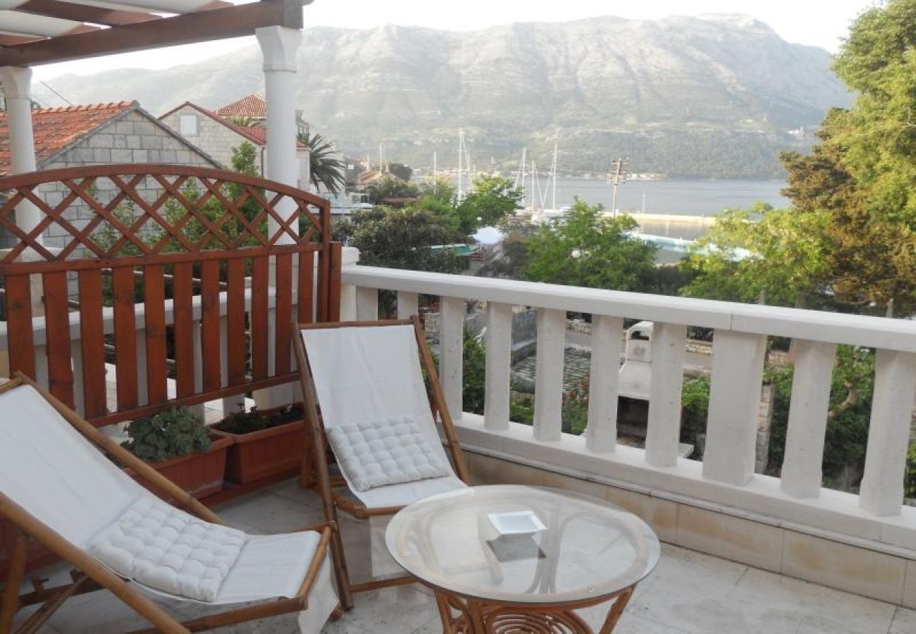 Appartement à Korcula - Appartement dans Korčula avec vue mer, terrasse, Climatisation, WIFI (4695-1)