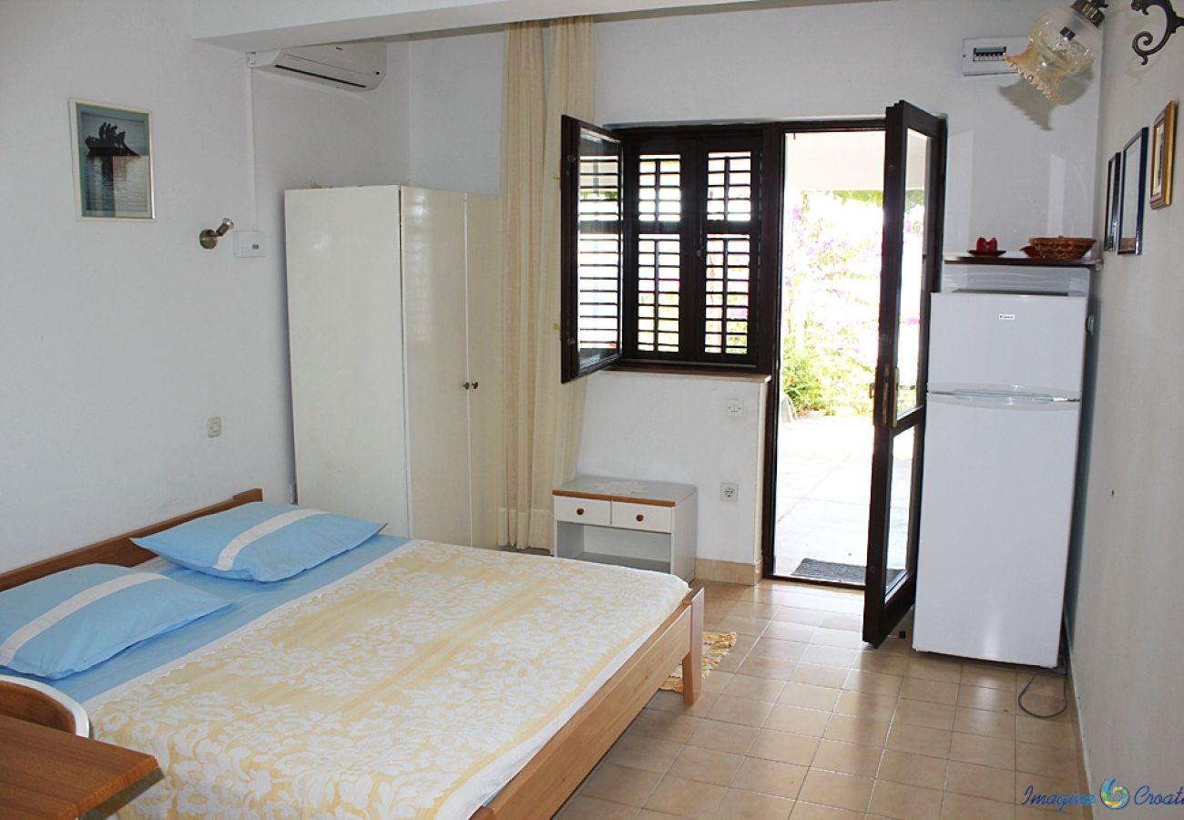 Appartement à Pisak - Appartement dans Pisak avec vue mer, terrasse, Climatisation, WIFI (4722-2)