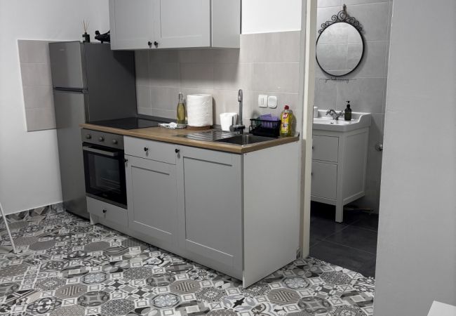 Appartement à Pirovac - Appartement dans Pirovac avec Balcon, Climatisation, WIFI (4717-2) Appartement à Pirovac - Appartement dans Pirovac avec Balcon, Climatisation, WIFI (4717-2)