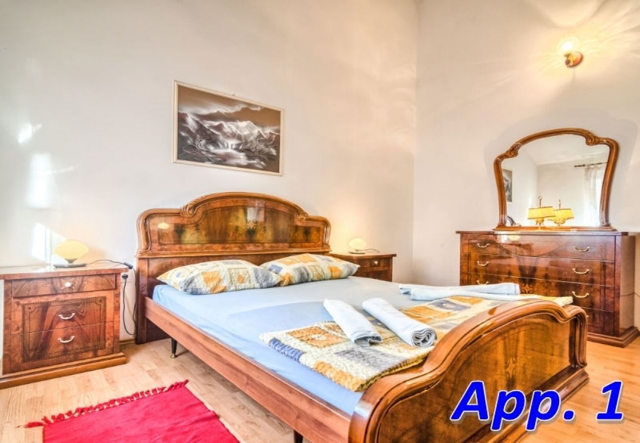 Appartement à Medulin - Appartement dans Medulin avec vue mer, terrasse, Climatisation, WIFI (4635-3)