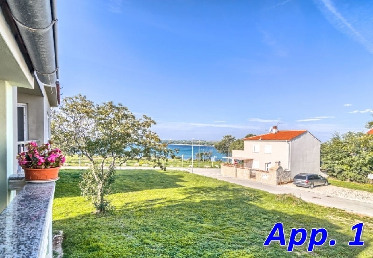 Appartement à Medulin - Appartement dans Medulin avec vue mer, terrasse, Climatisation, WIFI (4635-3)