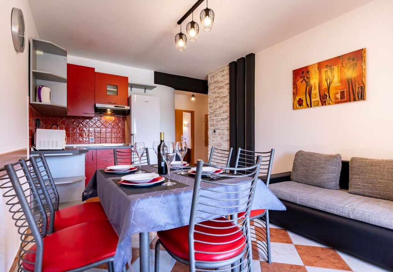 Appartement à Lopar - Appartement dans Lopar avec Balcon, Climatisation, WIFI (4738-4)