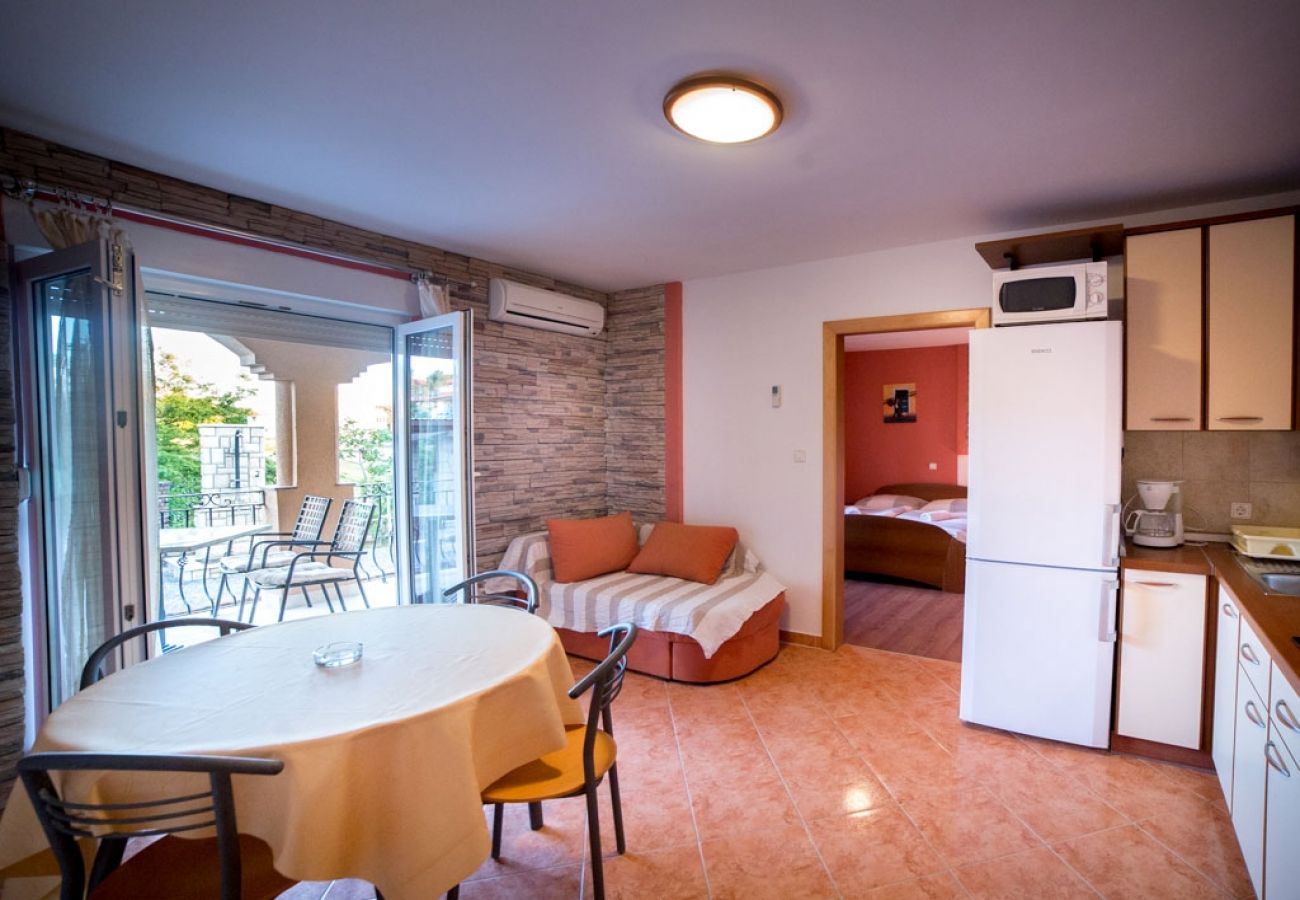 Appartement à Lopar - Appartement dans Lopar avec Balcon, Climatisation, WIFI (4738-5)