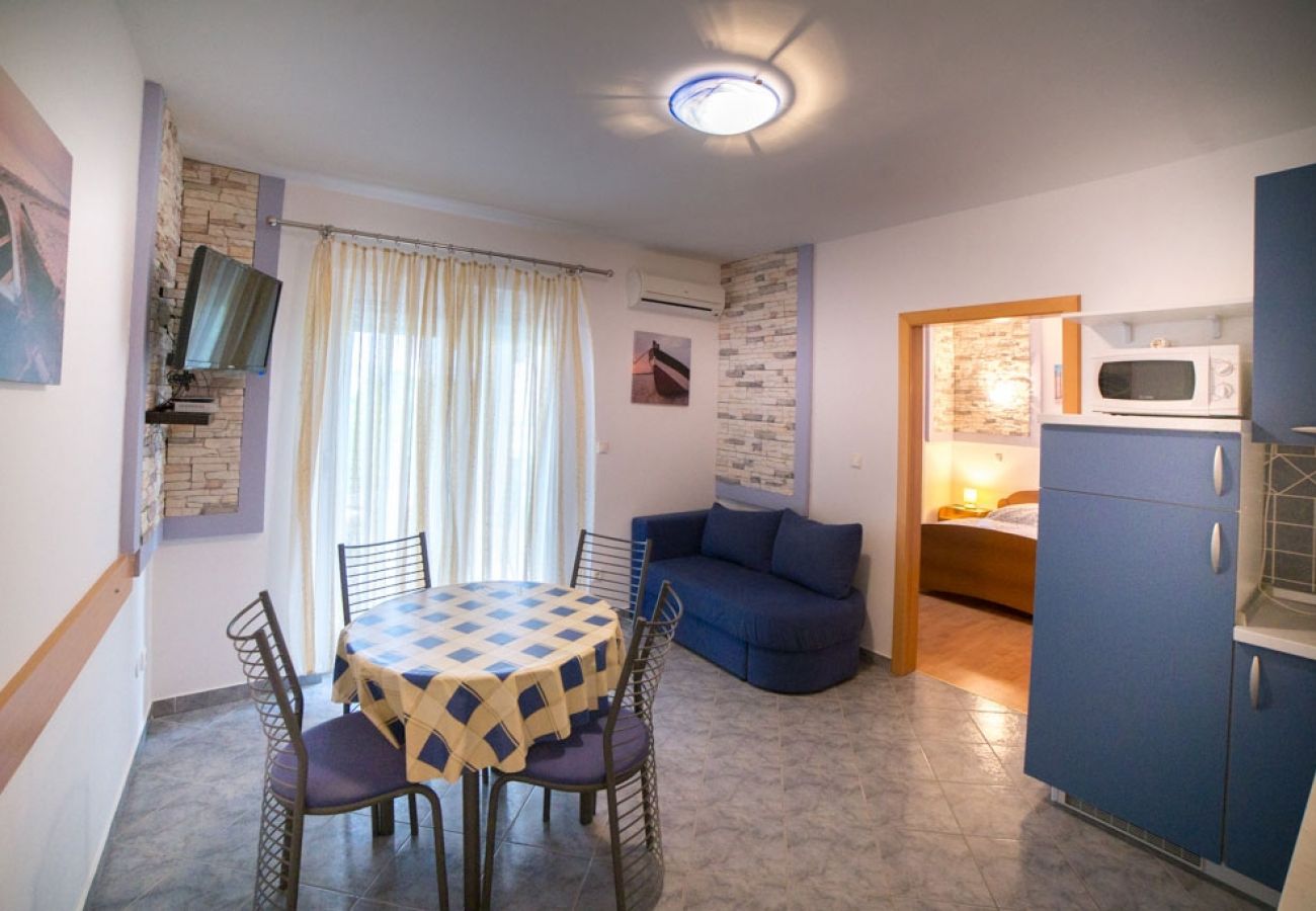 Appartement à Lopar - Appartement dans Lopar avec Balcon, Climatisation, WIFI (4738-6)