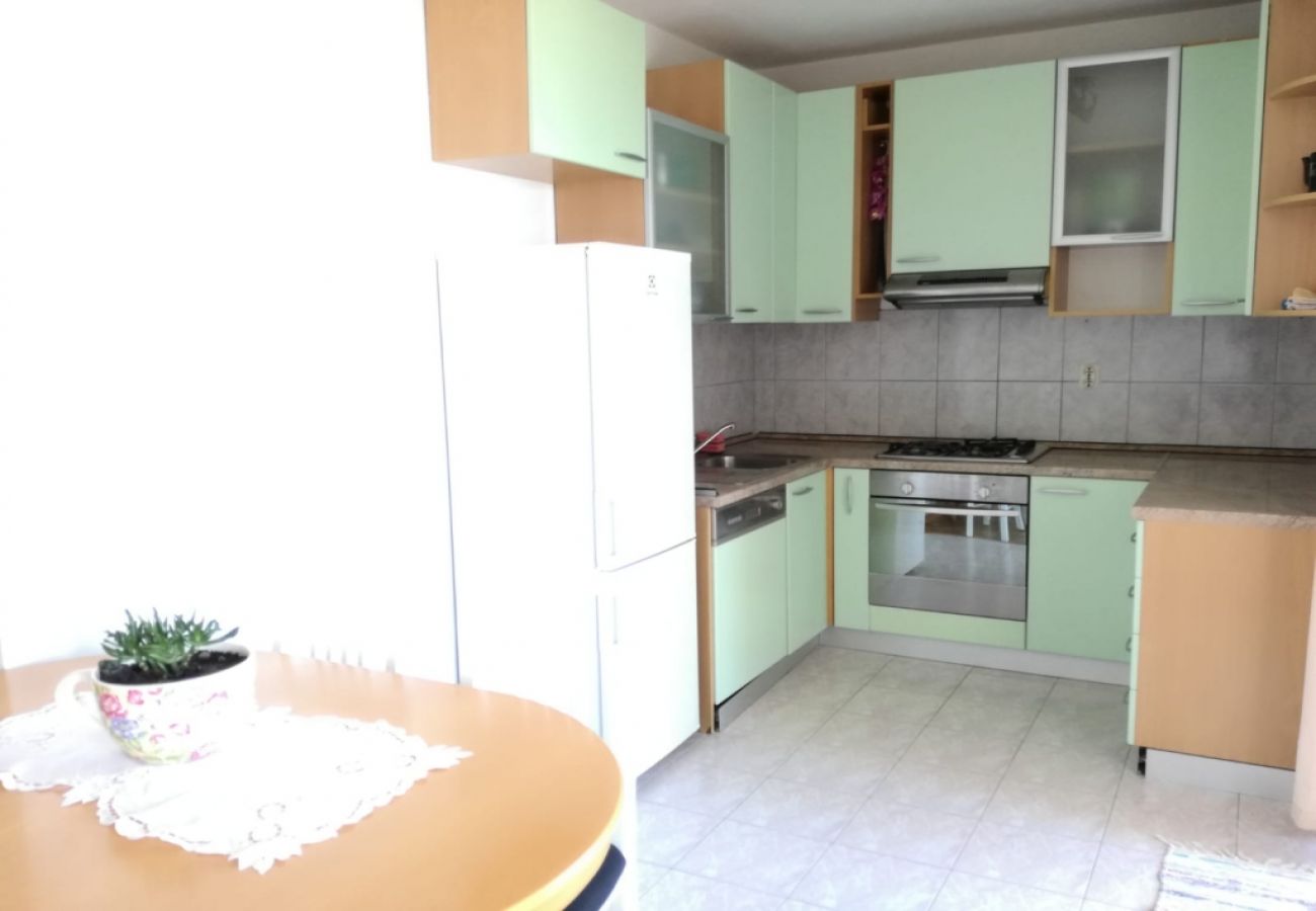 Appartement à Split - Appartement dans Split avec vue mer, terrasse, Climatisation, WIFI (4749-1)