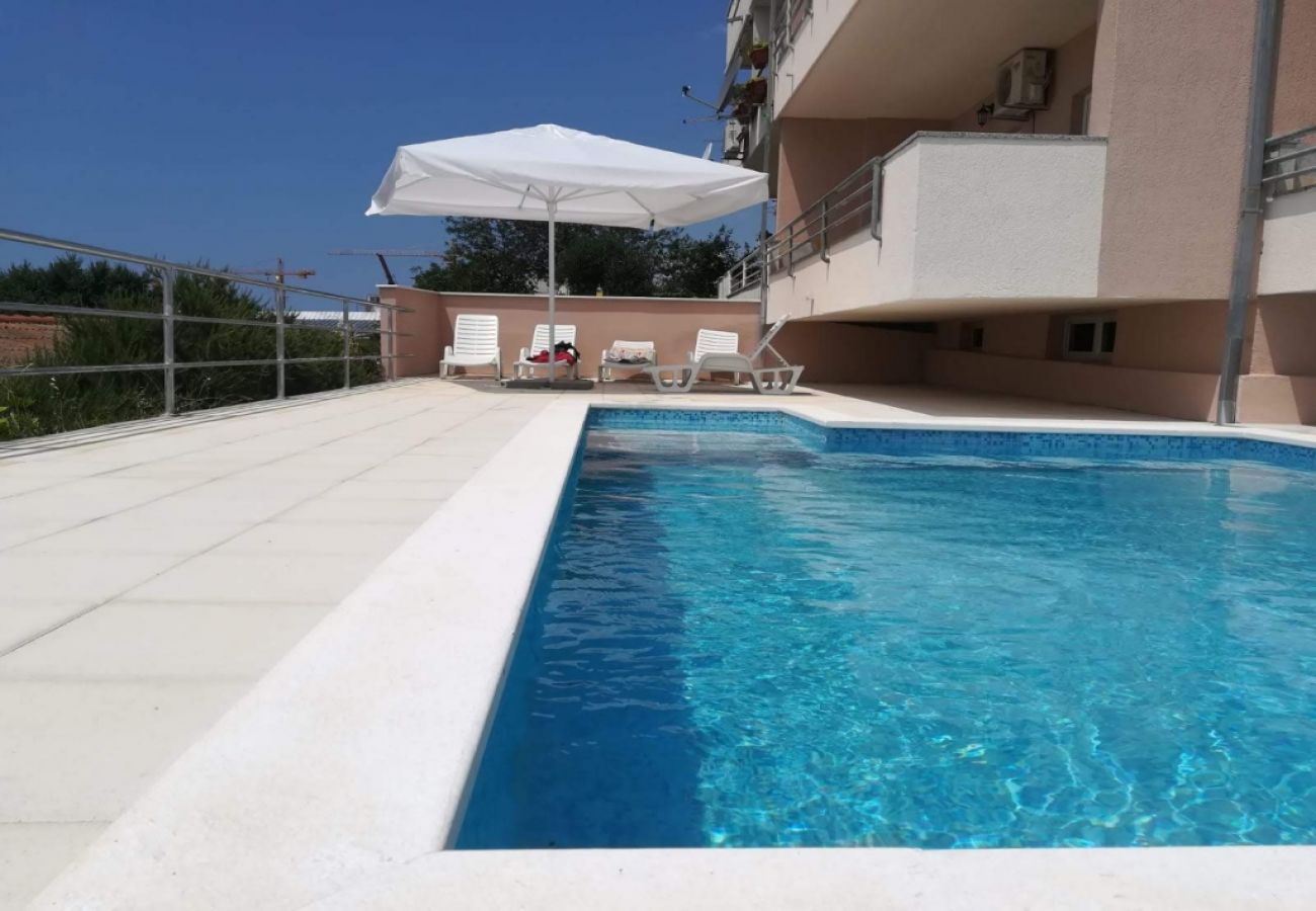 Appartement à Split - Appartement dans Split avec vue mer, terrasse, Climatisation, WIFI (4749-1)