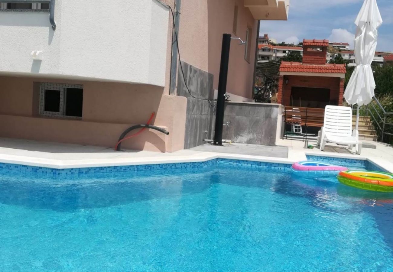 Appartement à Split - Appartement dans Split avec vue mer, terrasse, Climatisation, WIFI (4749-1)