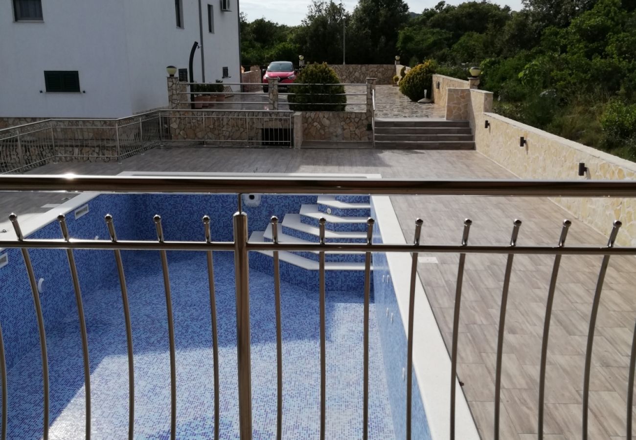 Appartement à Vinišce - Appartement dans Vinišće avec Balcon, Climatisation, WIFI, Machine à laver (4753-1)