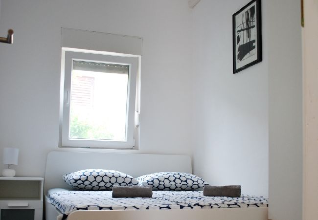 Appartement à Vir - Appartement dans Vir avec Balcon, Climatisation, WIFI, Machine à laver (4762-1) Appartement à Vir - Appartement dans Vir avec Balcon, Climatisation, WIFI, Machine à laver (4762-1)