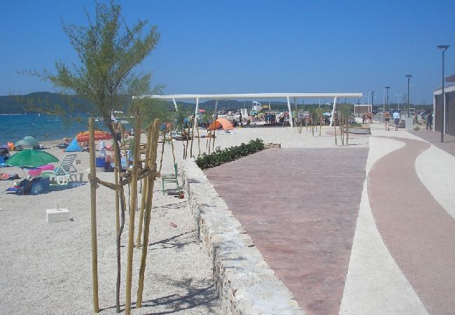 Appartement à Šibenik-Brodarica - Appartement dans Brodarica avec vue mer, Balcon, Climatisation, WIFI (4731-4) Appartement à Šibenik-Brodarica - Appartement dans Brodarica avec vue mer, Balcon, Climatisation, WIFI (4731-4)