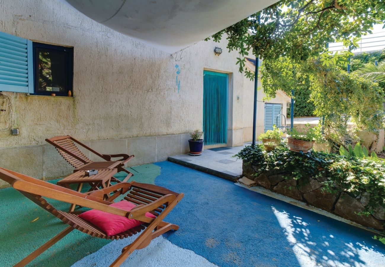 Maison à Mali Lošinj - Maison de vacances dans Mali Lošinj avec terrasse, Climatisation, WIFI, Machine à laver (4780-1)