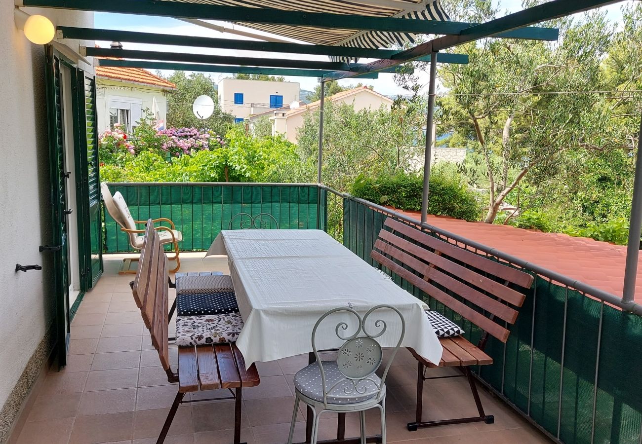 Appartement à Slatine - Appartement dans Slatine avec vue mer, terrasse, WIFI (4785-1)