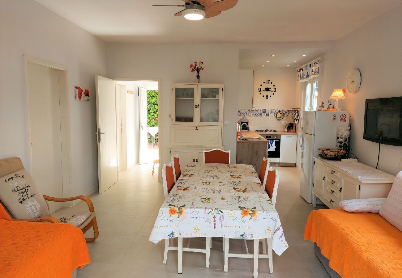 Appartement à Slatine - Appartement dans Slatine avec vue mer, terrasse, WIFI (4785-1)