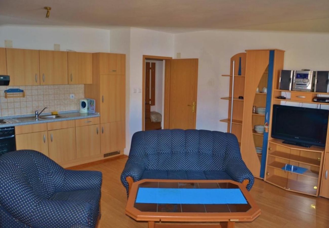 Appartement à Trogir - Appartement dans Trogir avec vue mer, Balcon, Climatisation, WIFI (4786-1)