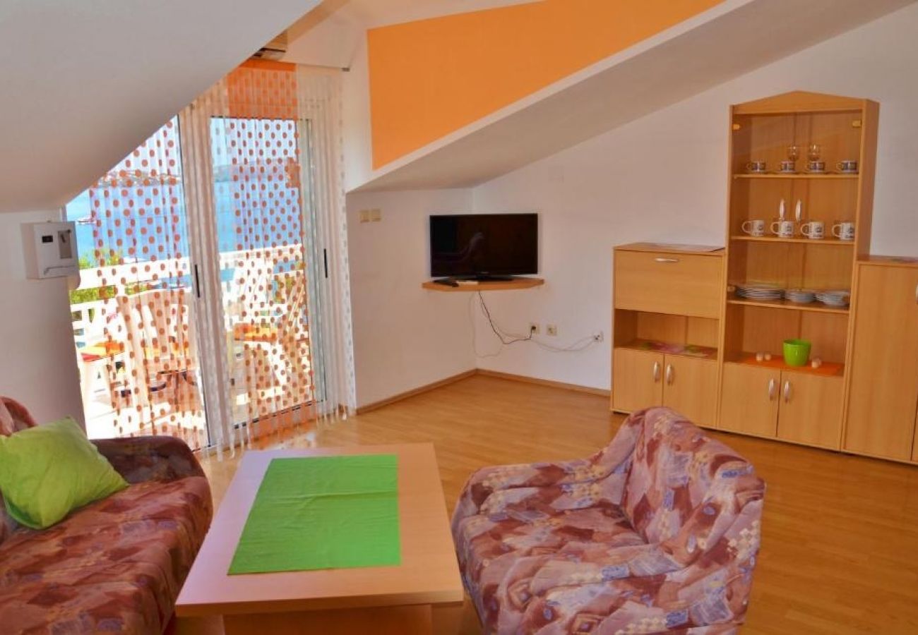 Appartement à Trogir - Appartement dans Trogir avec vue mer, Balcon, Climatisation, WIFI (4786-2)