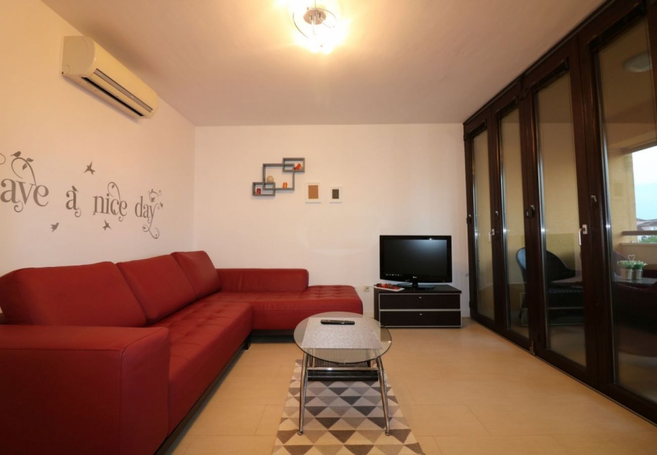 Appartement à Porec - Appartement dans Poreč avec Balcon, Climatisation, Machine à laver (4400-11)