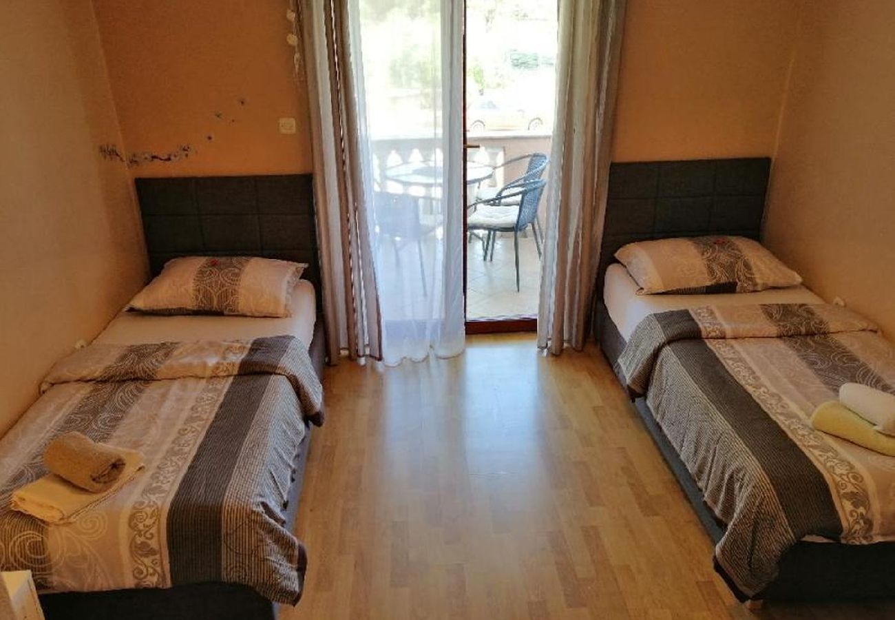 Appartement à Nin - Appartement dans Zaton (Zadar) avec vue mer, loggia, Climatisation, WIFI (4810-3)