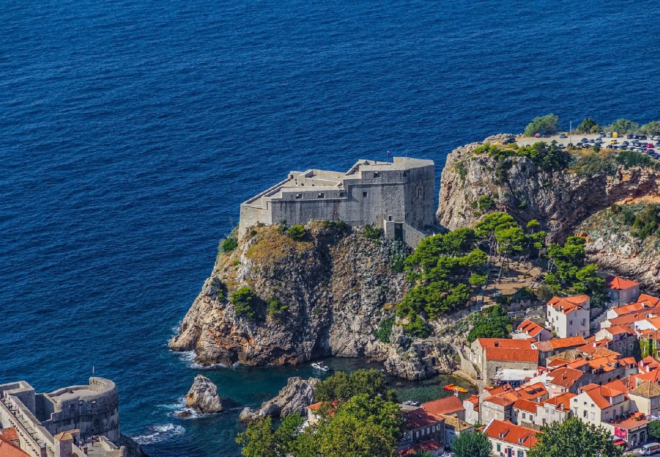 Chambres d'hôtes à Dubrovnik - Chambre dans Dubrovnik avec Climatisation, WIFI, Machine à laver (4246-3)