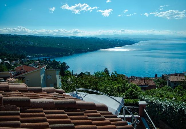 Appartement à Opatija - Appartement dans Opatija avec vue mer, Balcon, Climatisation, WIFI (4812-2) Appartement à Opatija - Appartement dans Opatija avec vue mer, Balcon, Climatisation, WIFI (4812-2)