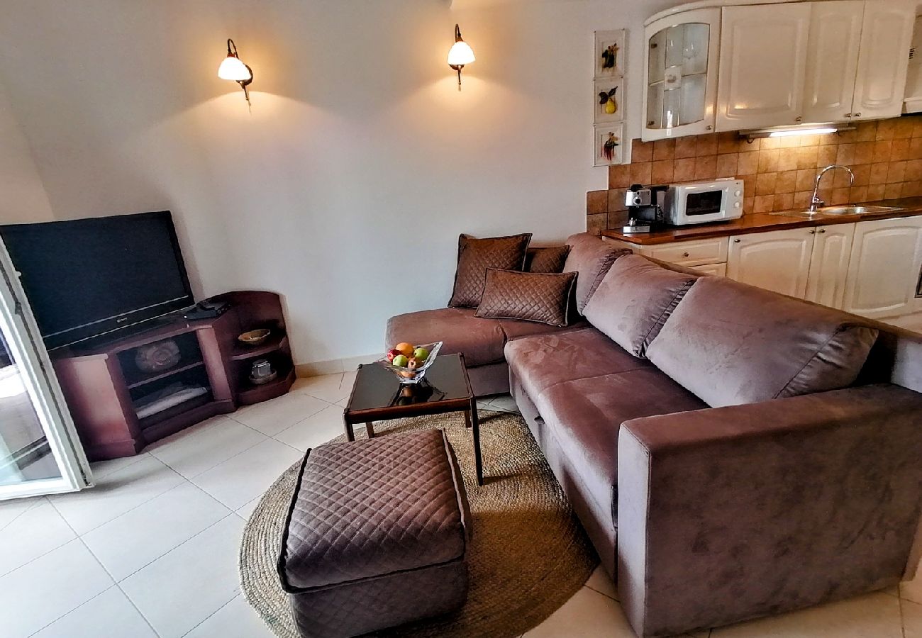 Appartement à Opatija - Appartement dans Opatija avec vue mer, Balcon, Climatisation, WIFI (4812-2)