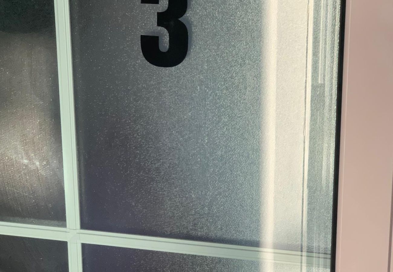 Appartement à Vrsi - Apartment in Vrsi with Balcony, Air condition, WIFI (4824-5)
