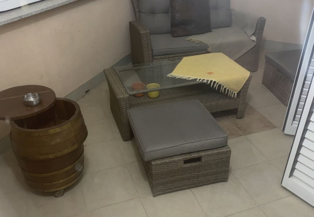 Appartement à Vrsi - Apartment in Vrsi with Balcony, Air condition, WIFI (4824-6)
