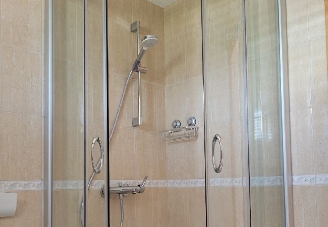 Appartement à Vrsi - Appartement dans Vrsi avec vue mer, terrasse, Climatisation, WIFI (4836-2) Appartement à Vrsi - Appartement dans Vrsi avec vue mer, terrasse, Climatisation, WIFI (4836-2)