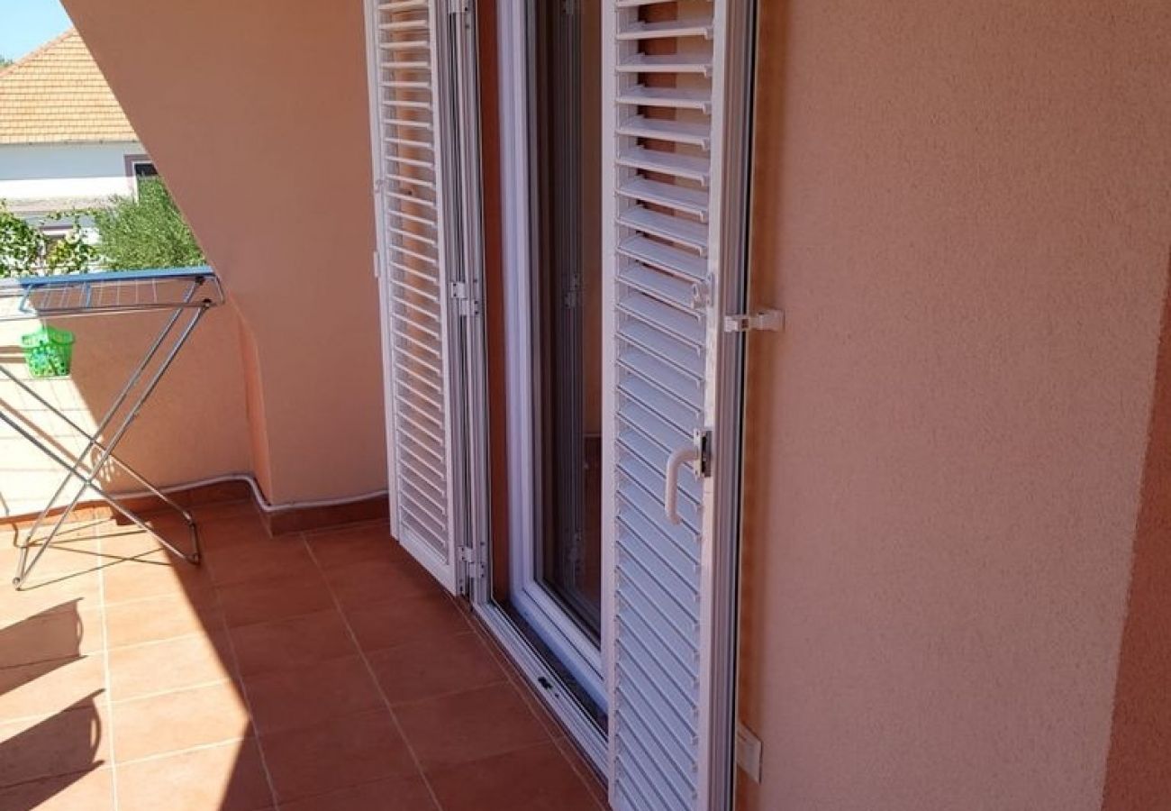 Appartement à Vrsi - Appartement dans Vrsi avec vue mer, terrasse, Climatisation, WIFI (4836-2)