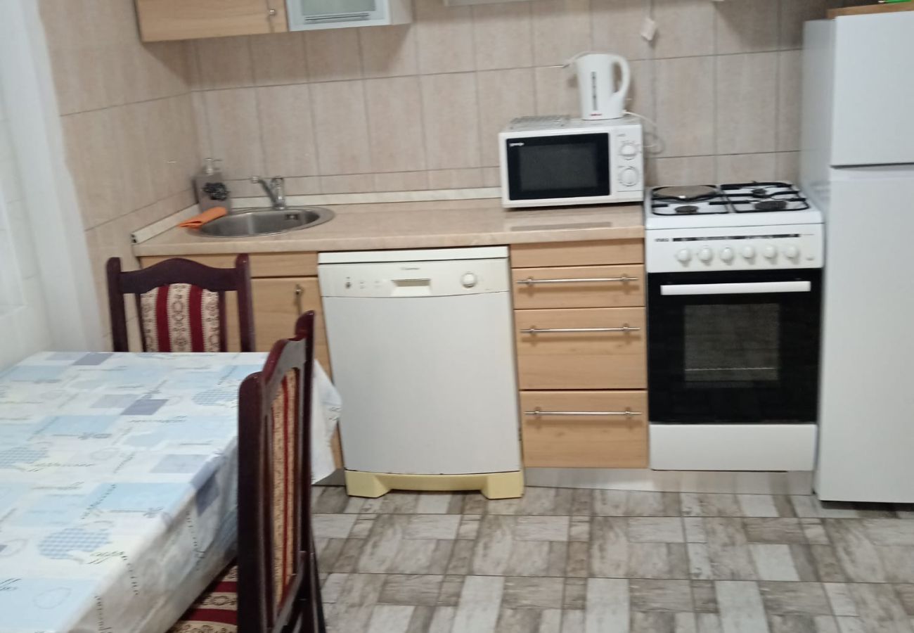 Appartement à Ždrelac - Appartement dans Ždrelac avec Balcon, Climatisation, WIFI, Machine à laver (4834-1)