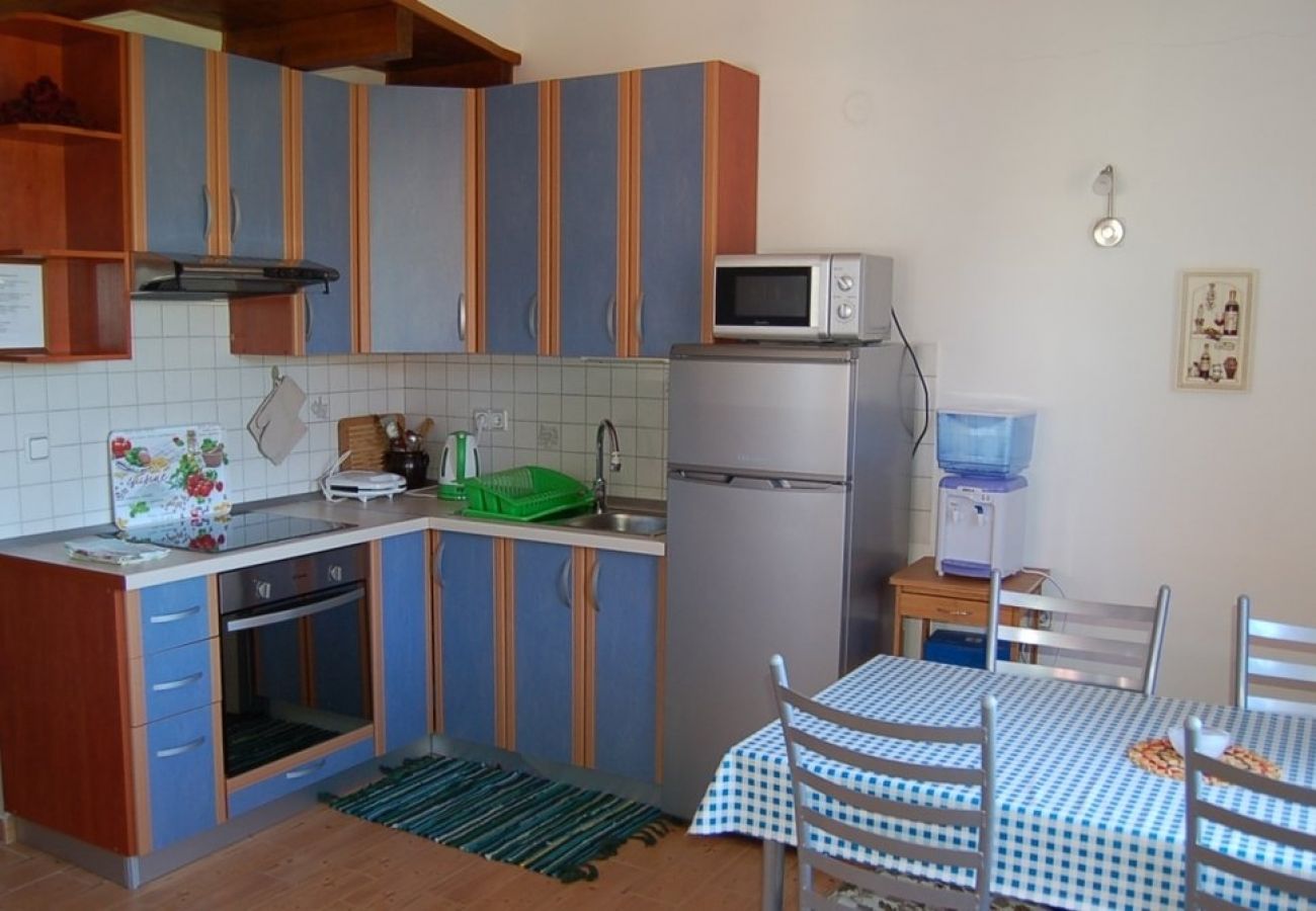 Appartement à Privlaka - Appartement dans Privlaka avec terrasse, Climatisation, WIFI, Machine à laver (4839-2)