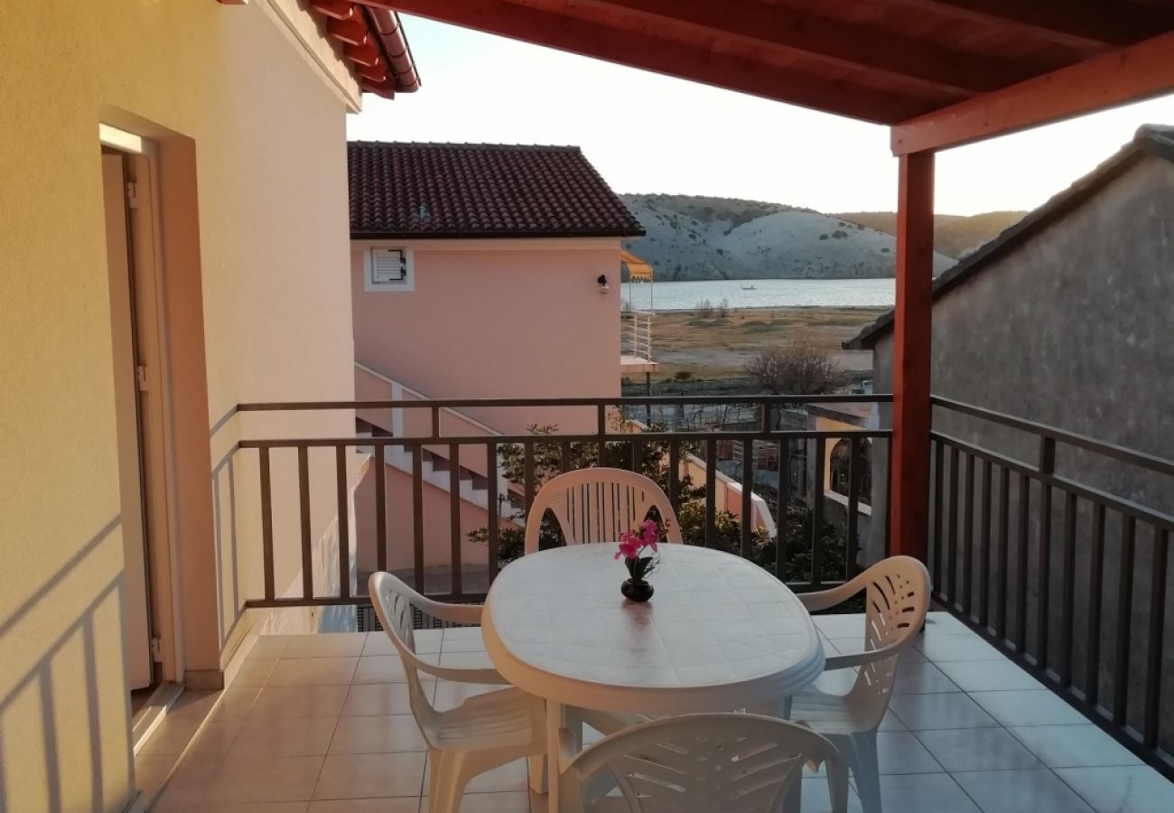 Appartement à Lopar - Appartement dans Lopar avec vue mer, terrasse, Climatisation, Machine à laver (4848-1)