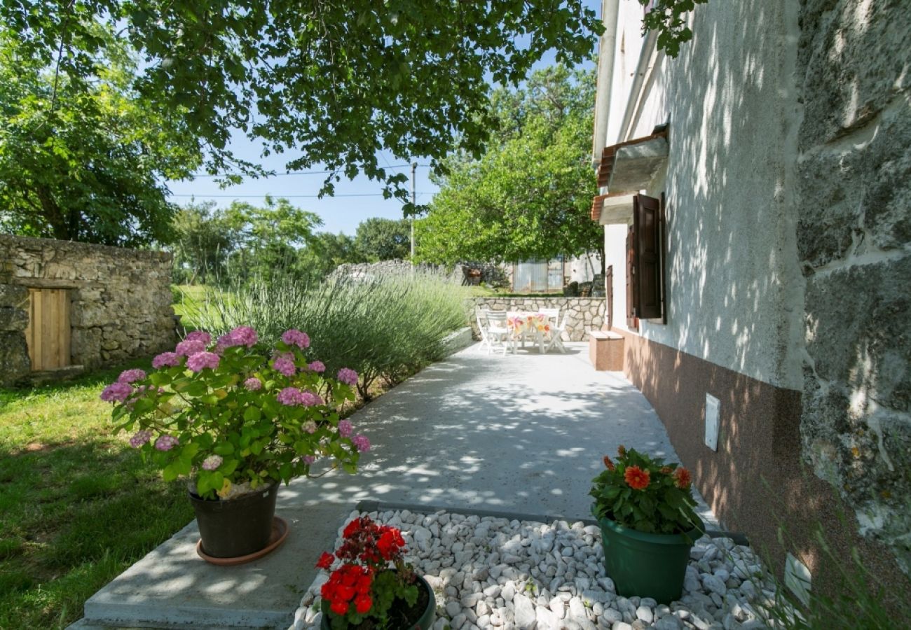 Maison à Labin - Maison de vacances dans Labin avec terrasse, Climatisation, WIFI, Machine à laver (4866-1)