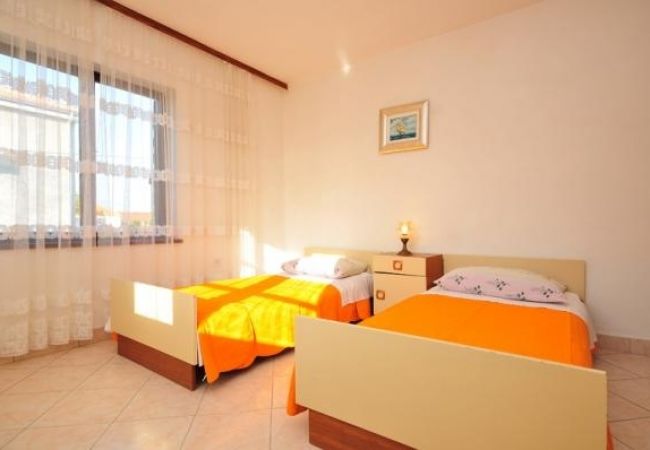 Appartement à Nin - Appartement dans Nin avec loggia, Climatisation, WIFI (4869-5) Appartement à Nin - Appartement dans Nin avec loggia, Climatisation, WIFI (4869-5)