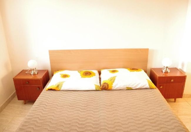 Appartement à Tisno - Appartement dans Tisno avec vue mer, Balcon, Climatisation, WIFI (4874-1) Appartement à Tisno - Appartement dans Tisno avec vue mer, Balcon, Climatisation, WIFI (4874-1)