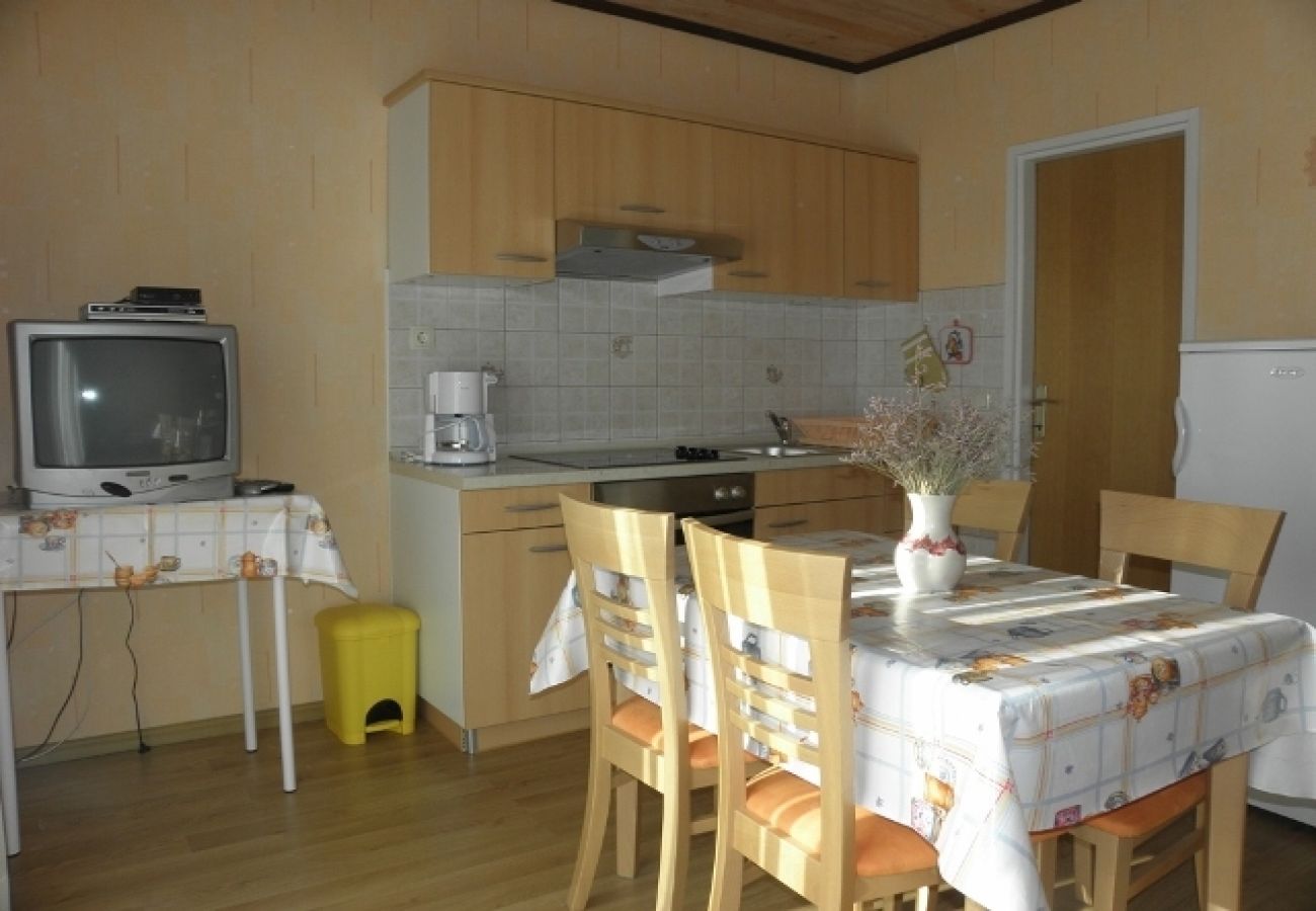 Appartement à Banjol - Appartement dans Banjol avec vue mer, terrasse, Climatisation, WIFI (4883-1)