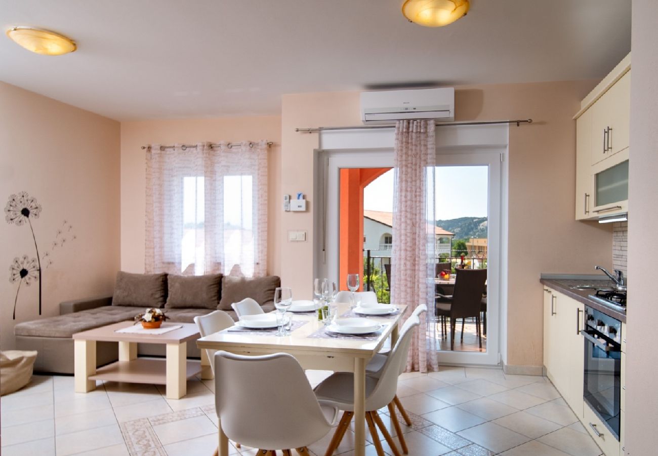 Appartement à Lopar - Appartement dans Lopar avec Balcon, Climatisation, WIFI, Machine à laver (4885-2)