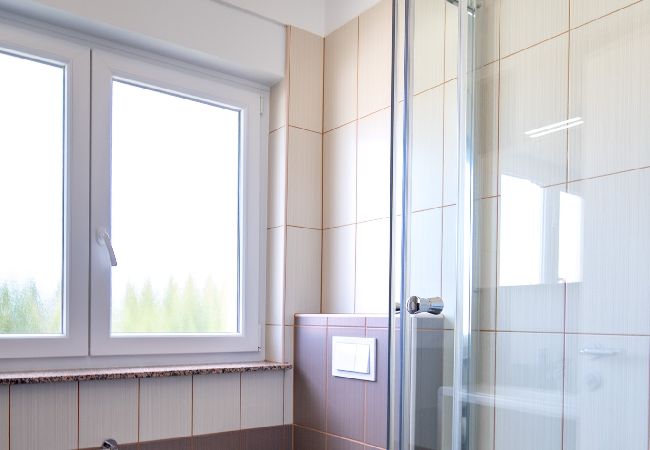 Appartement à Lopar - Appartement dans Lopar avec Balcon, Climatisation, WIFI, Machine à laver (4885-3) Appartement à Lopar - Appartement dans Lopar avec Balcon, Climatisation, WIFI, Machine à laver (4885-3)