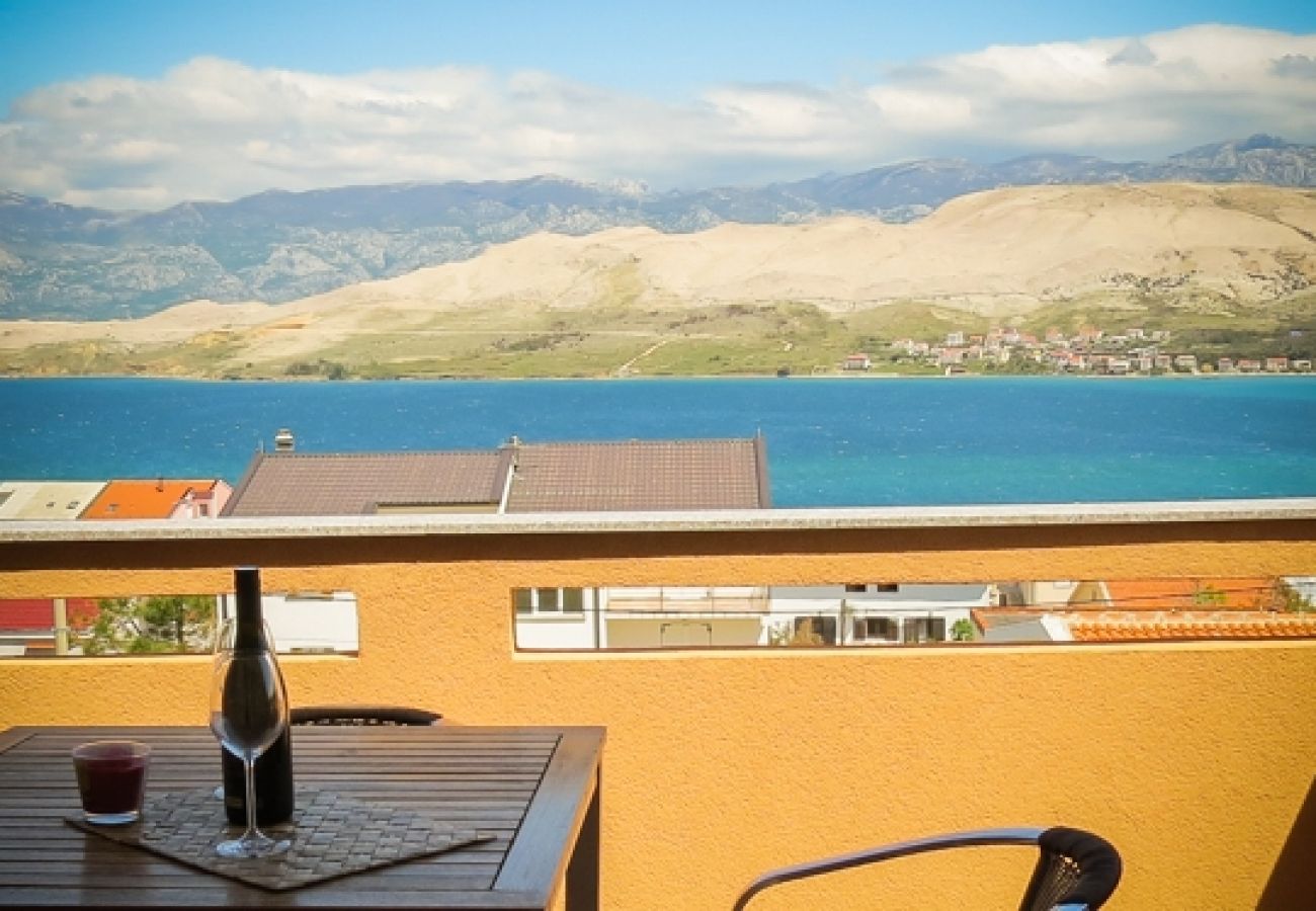 Appartement à Pag - Appartement dans Pag avec vue mer, terrasse, Climatisation, WIFI (4891-2)