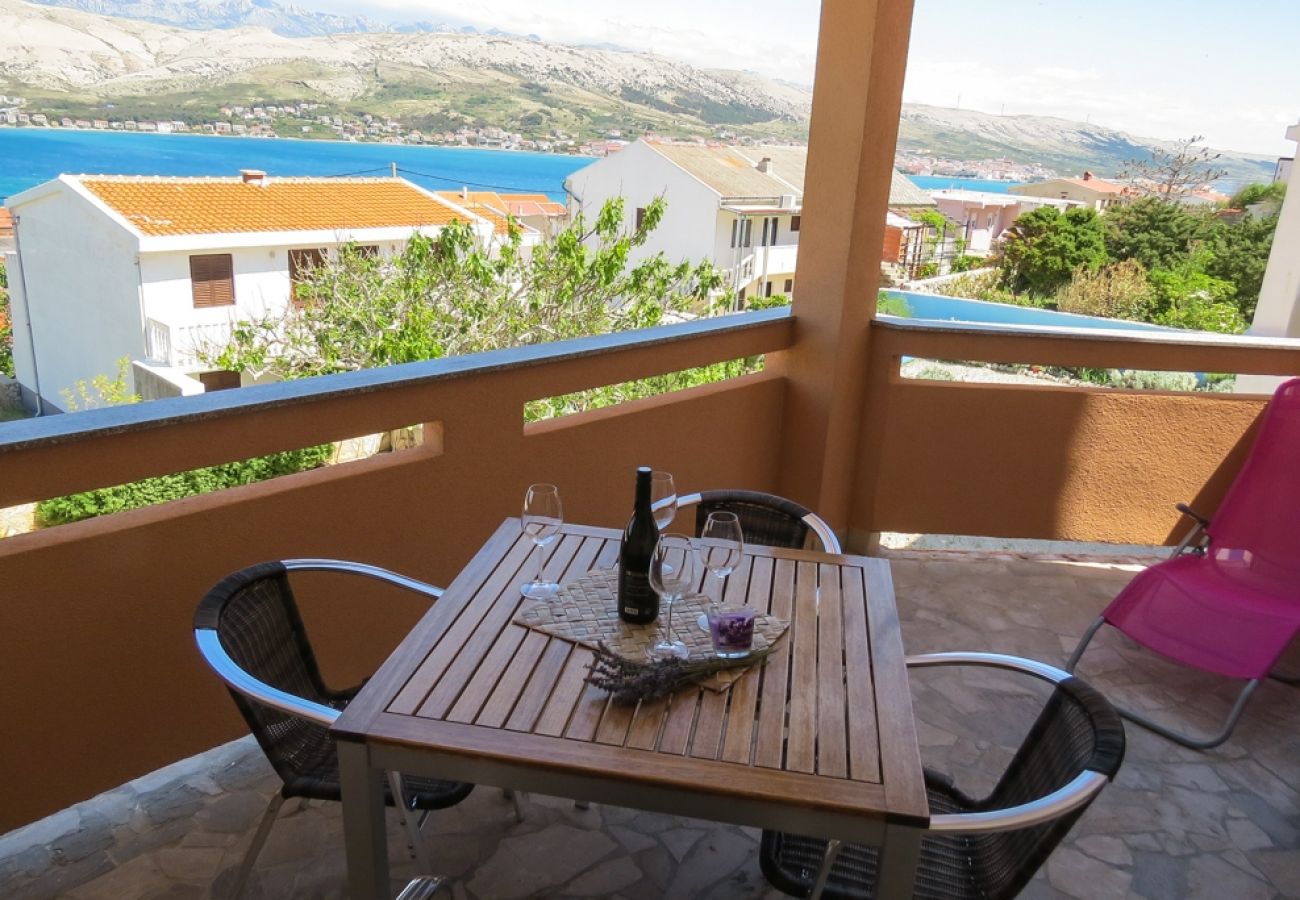 Appartement à Pag - Appartement dans Pag avec vue mer, terrasse, Climatisation, WIFI (4891-1)