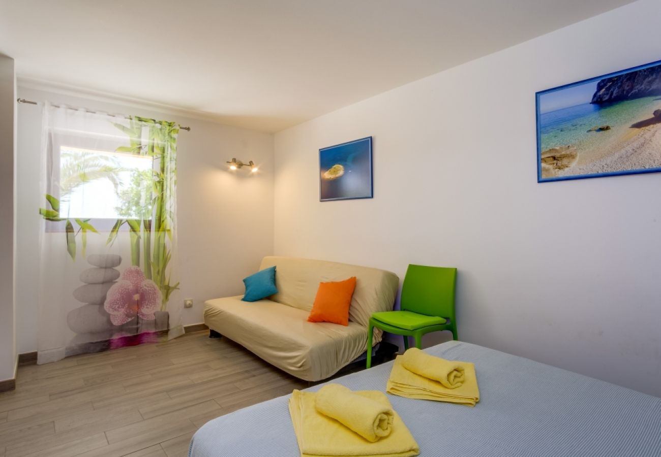 Appartement à Mali Lošinj - Appartement dans Mali Lošinj avec vue mer, Balcon, Climatisation, WIFI (4896-3)